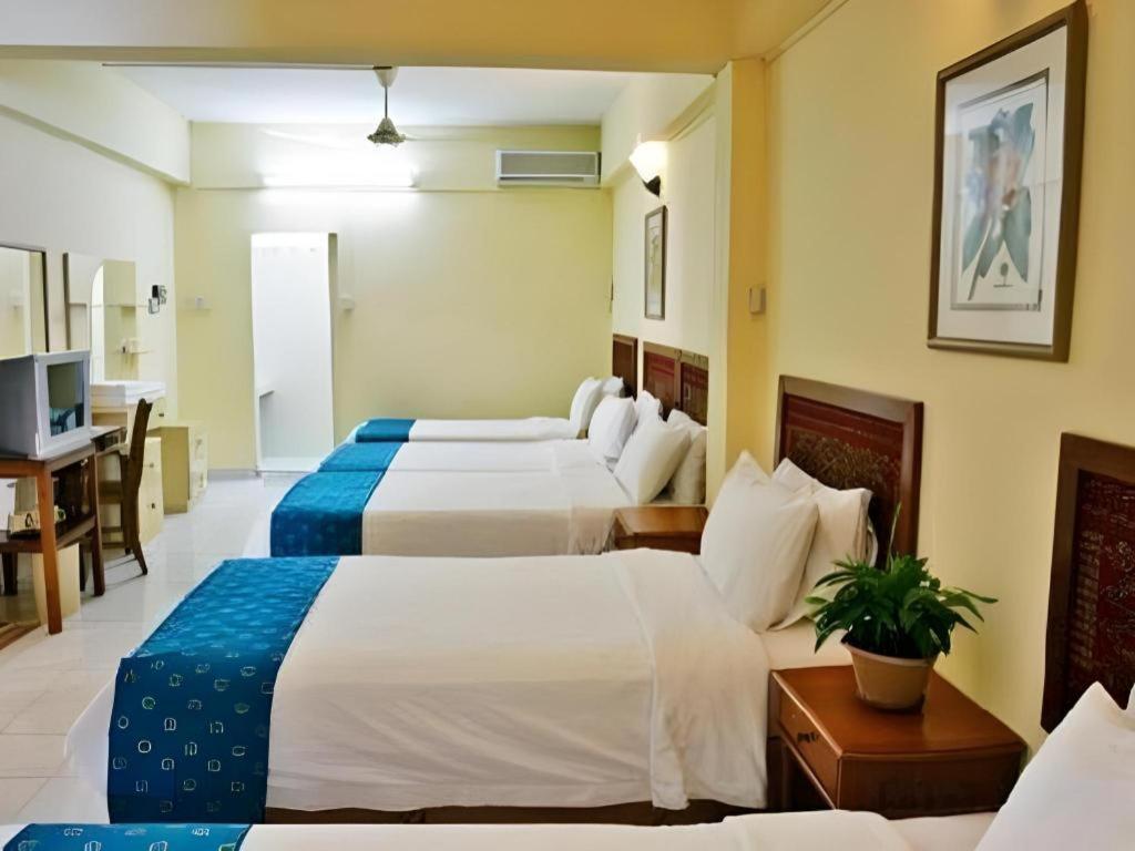 Seapark Condotel Hotel Kota Kinabalu Buitenkant foto