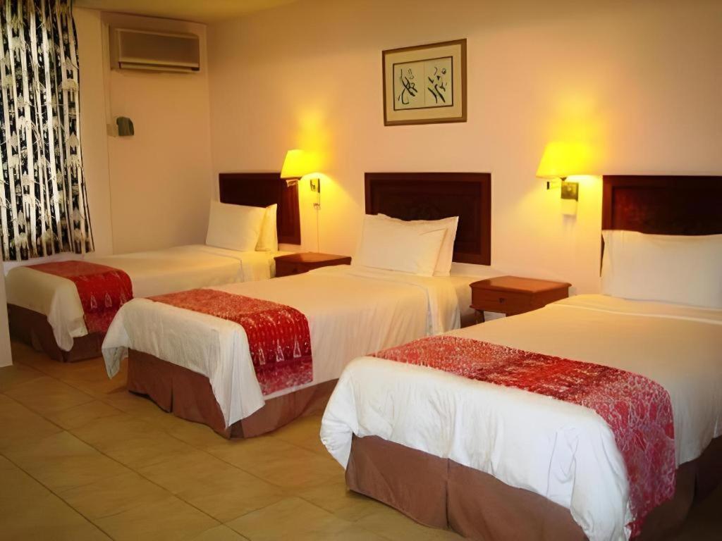 Seapark Condotel Hotel Kota Kinabalu Buitenkant foto